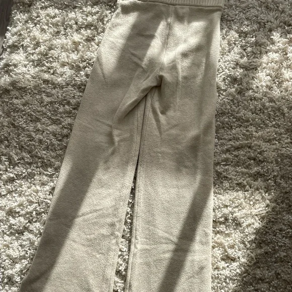 Knitted Set - Picture 5 of 5